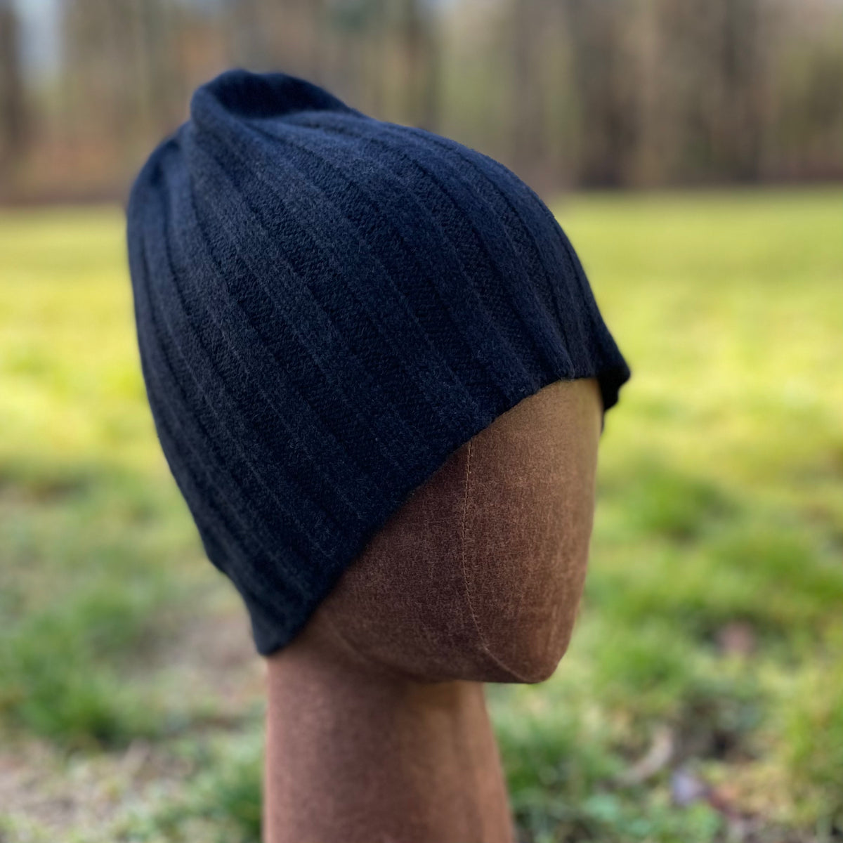 Öndör Ribbed Cashmere Skull Cap Pure Mongolian Cashmere unicorn